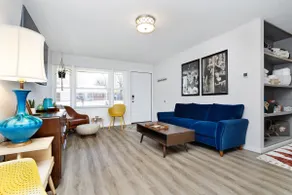 Centrally located, Cozy 4b/2b home away from home! - Image 2