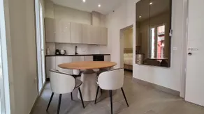 Navas 102 Cosmopolitan Loft - Image 4