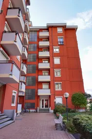 Rustic Apartment -100mt from BerninaExpress - Image 2