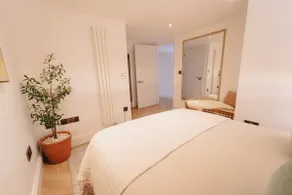 Elegant Hideaway City Centre,1 Bed Flat, 3rd Floor - Image 3