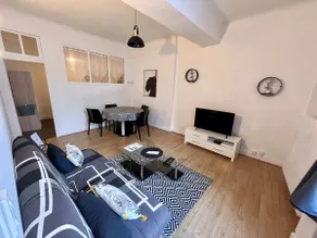 La Halte - Comfortable Flat near Station & Old Town - Image 2