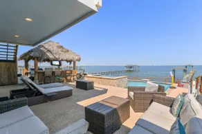 Private Pier & Pool | 5 min to Kemah Boardwalk - Image 5