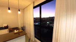 Beautiful Spacious Studio + Garage + AC + Wi-Fi + Best Neighborhood - Image 5
