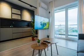 Superior Modern Apartment with Big Balcony & View - Image 5