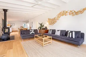 Anelga - Beachfront on Eagle Bay - Image 5