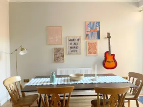 Artistic 3 bed home in Old Trafford next to MUFC - Image 2