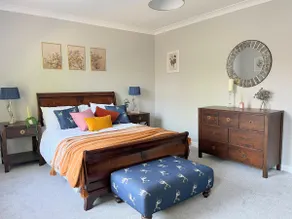 Artistic 3 bed home in Old Trafford next to MUFC - Image 3