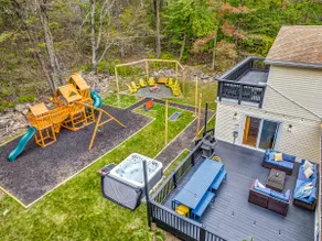 Poconos Play House | Hot Tub, Fire Pit, Game Rooms - Image 5