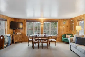 Cozy Waterfront Maine Retreat - Image 4