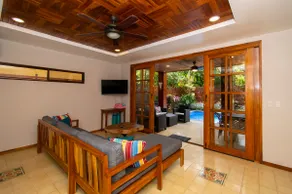Entire villa with pool 3 min walk to Surf Dominical - Image 4