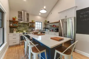 Secluded Coastal Home & Cottage 3 Minutes to Beach - Image 5