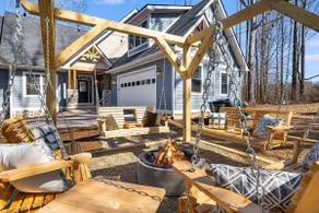 4k sq ft Chalet • Sauna • Spa • Games • Huge Deck - Image 5