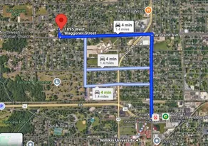 3BR w/ Fenced Yard | Pets Welcome | Near Millikin - Image 5