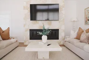 The Arv • Hot Outdoor Spa • Fireplaces - Image 3