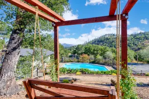 Wine Country Retreat w/ Private Pool - Sleeps 8 - Image 3