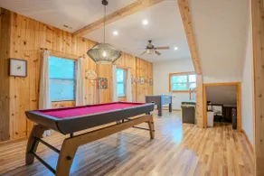Osprey Family Cabin Hot Tub Game Room Theater - Image 4