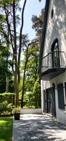 Villa in beautiful green lane close to center - Image 4