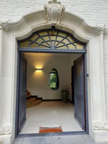 Villa in beautiful green lane close to center - Image 3