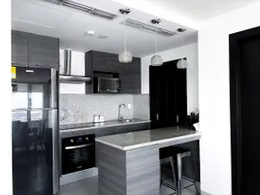 Penthouse next to the Sheraton with parking - Image 3