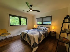 Cozy Ann Arbor 2BR- 3 mi from UM Campus & Stadium - Image 5