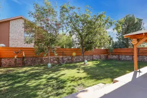 SunKissed Retreat: 4 beds 2 baths. Pets ok. - Image 5