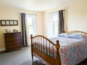 Sue's Cozy Corner - Lancaster Farmhouse Suite - Image 2