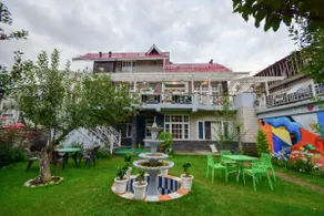 Swiss Cottage - 4 BHK with Garden | Parking | Wifi - Image 4
