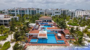 Deluxe 2B Marine View with Private Beach - Image 4