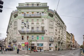 Central Elegance - Image 3