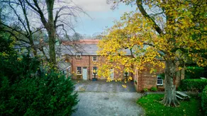 No 6 - Wisteria Cottage - Pass the Keys - Image 5