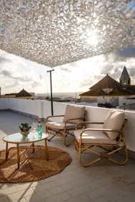 Apartment with terrace and views of the bay - Image 2