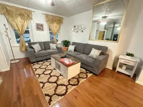 Modern Home in South Philly 6 mins From Stadiums - Image 2