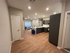 322 Luxury 2BR | Gym | EV Charger | Secure Parking - Image 3