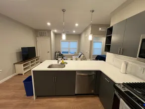 322 Luxury 2BR | Gym | EV Charger | Secure Parking - Image 5