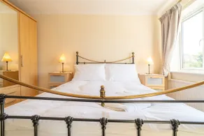 Oxford City, Cosy Retreat - Ideal for Sightseers - Image 5