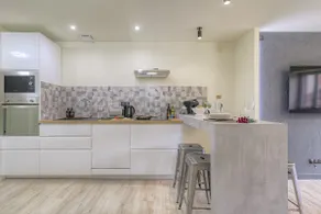 Stylish 1-bedroom apartment, reverie and comfort - Image 4
