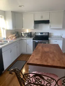 Quiet 2bd Townhome apt, 3 beds, backyard - Image 3