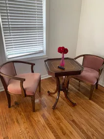 Quiet 2bd Townhome apt, 3 beds, backyard - Image 2