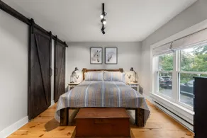 Chalet Lakeside · Lac Brome · Heritage Knowlton - Image 3