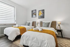 Apartment in Homburg | Near the university | 3 bedrooms | 6 people - Image 3