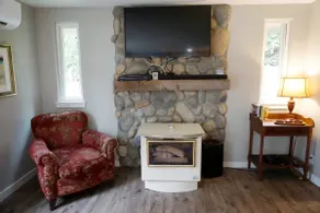 Mountain View Cottage - Image 5