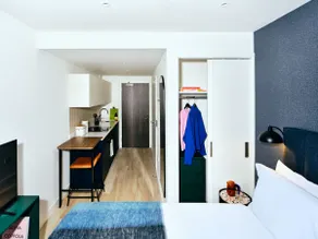 Brand New Studio In Canary Wharf - Image 2