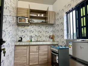 Bright apartment 5 min from Lomé airport - Image 3