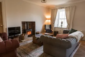 Rosebank Cottage - Hot Tub & Log Stove - Image 4