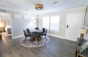 Hendrix Hideaway - Image 5