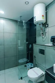 Elegant Luxury 1BHK w/ Private Balcony Retreat - Image 5
