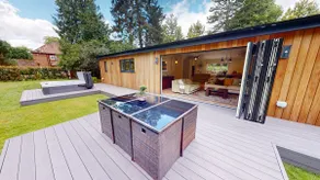 Hedgerows New Forest Estate 2x Hot Tubs Sleeps 22 - Image 4