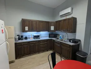 Free Laundry, Private room with 2 Beds - Image 3