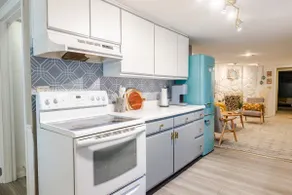 Stylish Apple Creek Apartment with Private Entry - Image 3