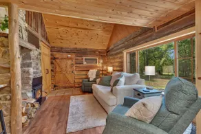 The Pearl. Log Cabin in the Woods. - Image 5